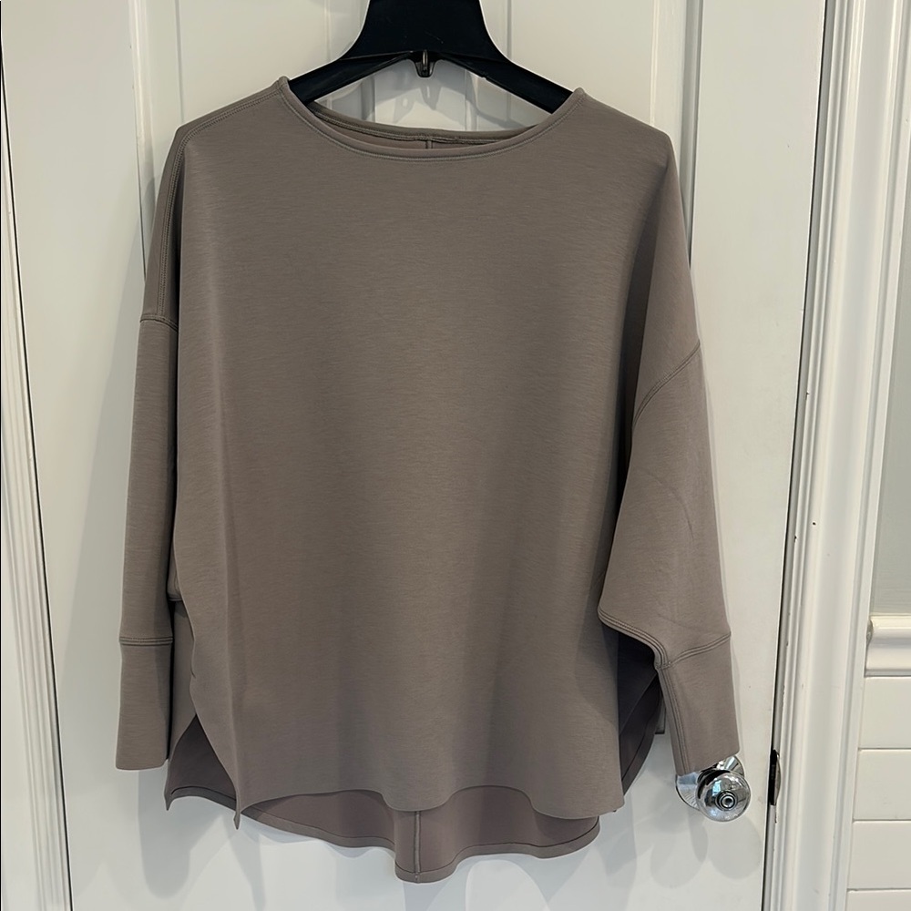 Rhone DreamGlow Pullover Sweatshirt Grey Lilac Medium
